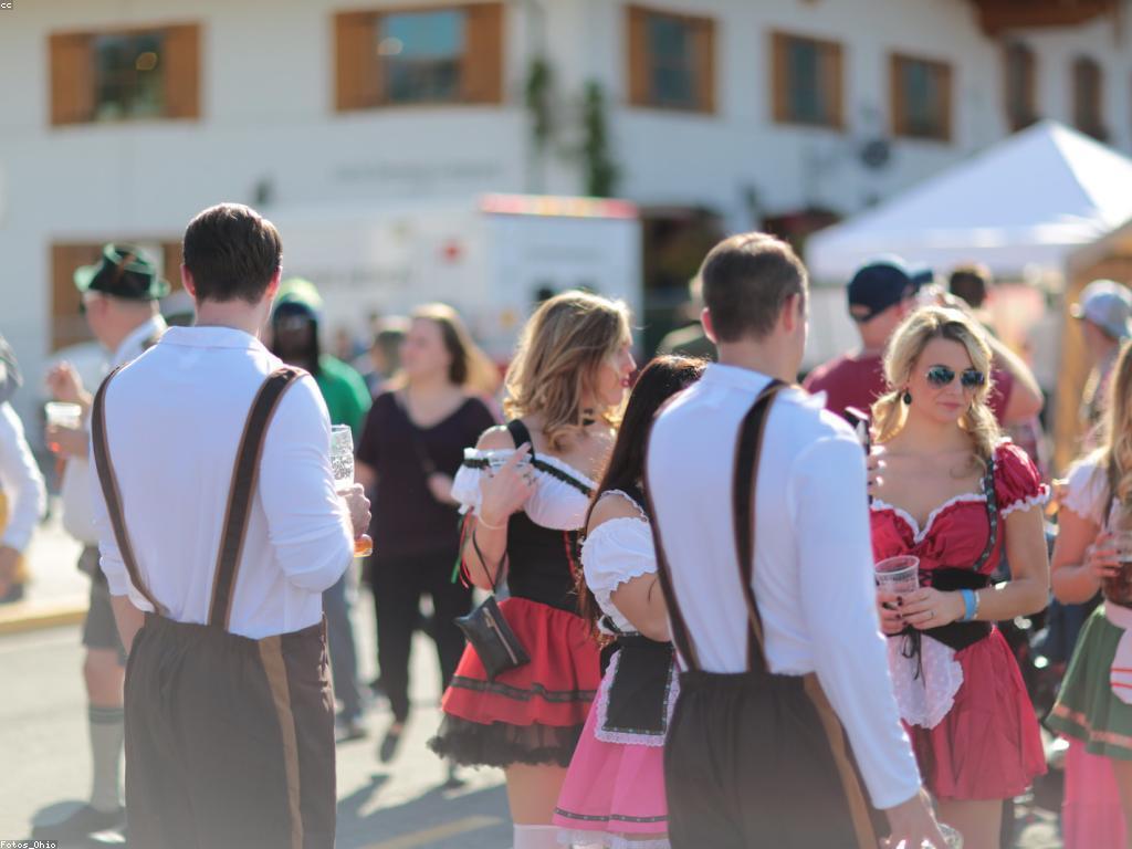 មេរៀនស្លត: បង្កើតសមត្ថភាពសម្រាប់កម្មវិធីសង្គម